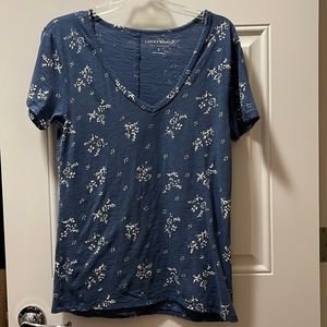 Lucky Brand V-Neck Short Sleeve Shirt, Blue, size small